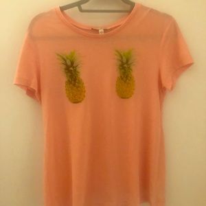 Express pink graphic T-shirt